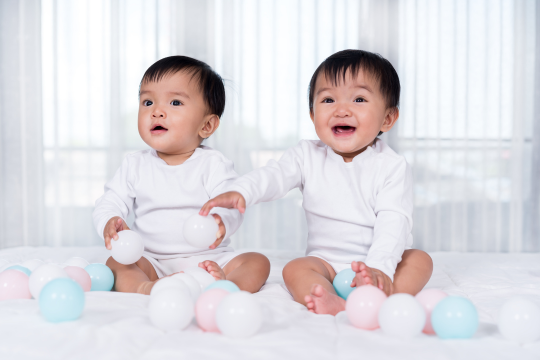 little-card-twins