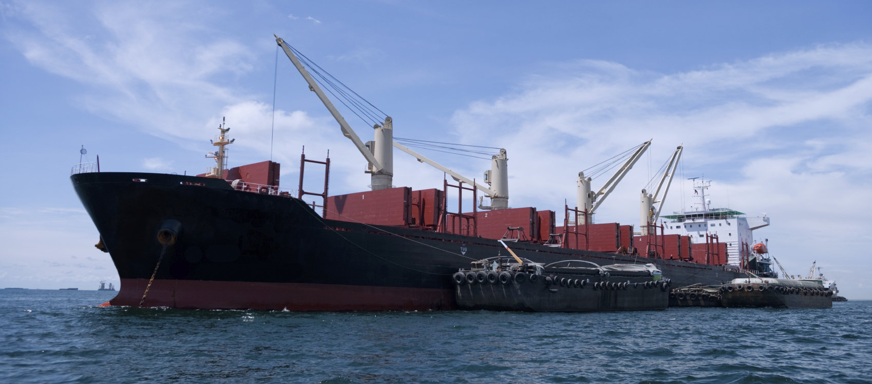 rsz_cargo_ship_at_sea_1698x1131px-1-1